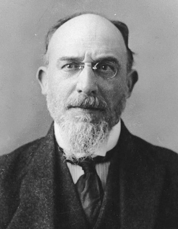 Erik Satie: The Composer with an ‘Eccentric’ Persona